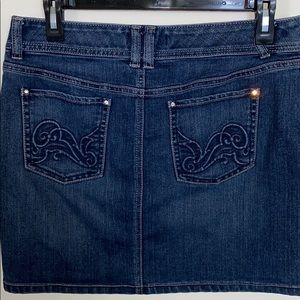 WHBM denim blue jean skirt size 0